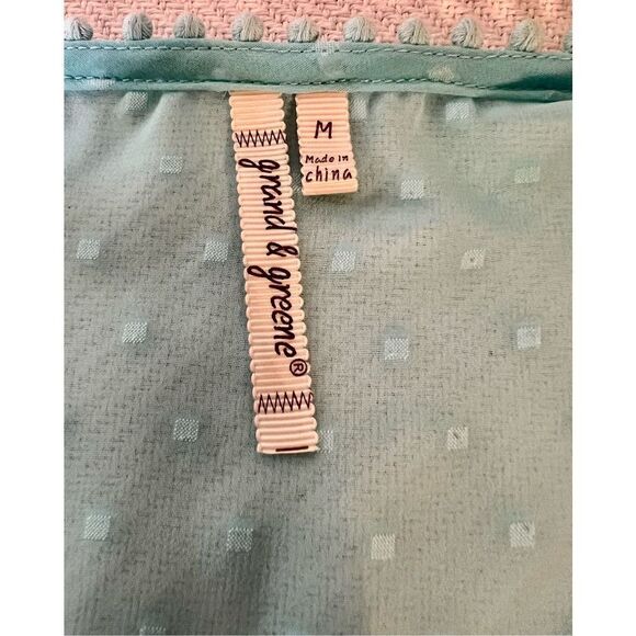 Grand & Greene Top Blue Green Textured Sheer Tunic Blouse Sz Medium - Picture 9 of 11